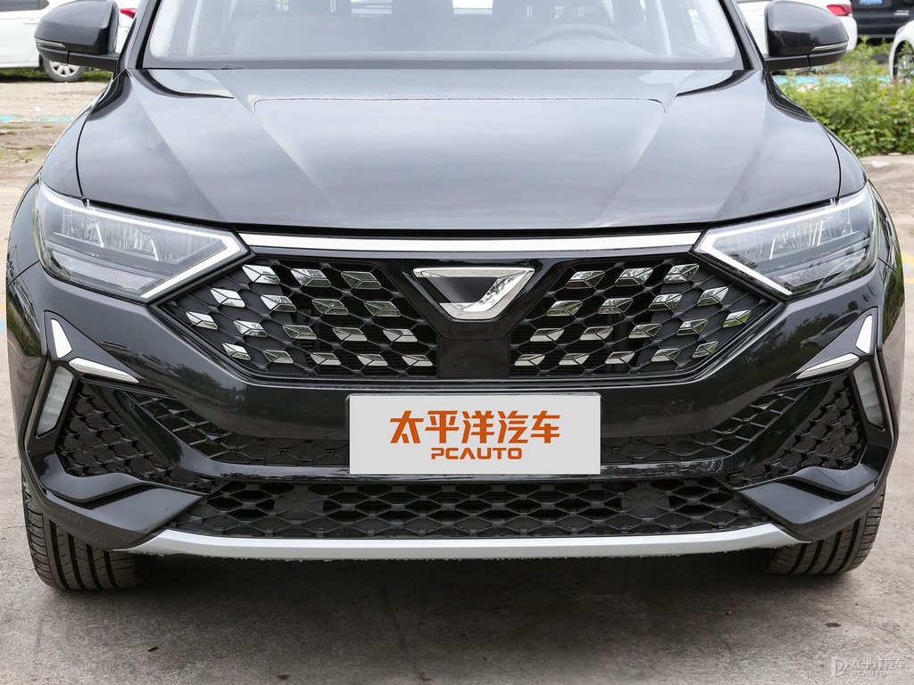 鉑金灰捷達VS5車頭外觀圖片