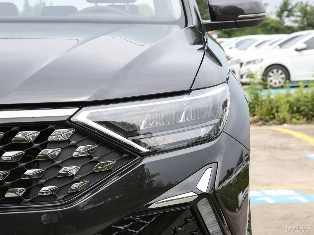 鉑金灰捷達VS5車頭外觀圖片