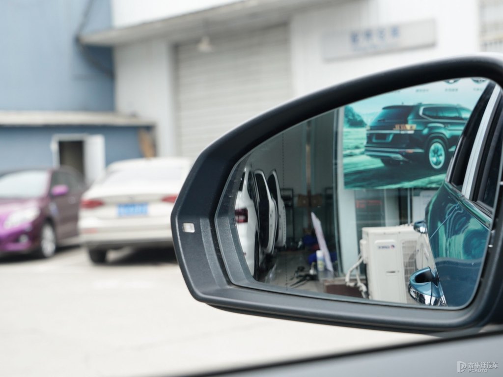湖光藍(lán)途岳車身外觀圖片