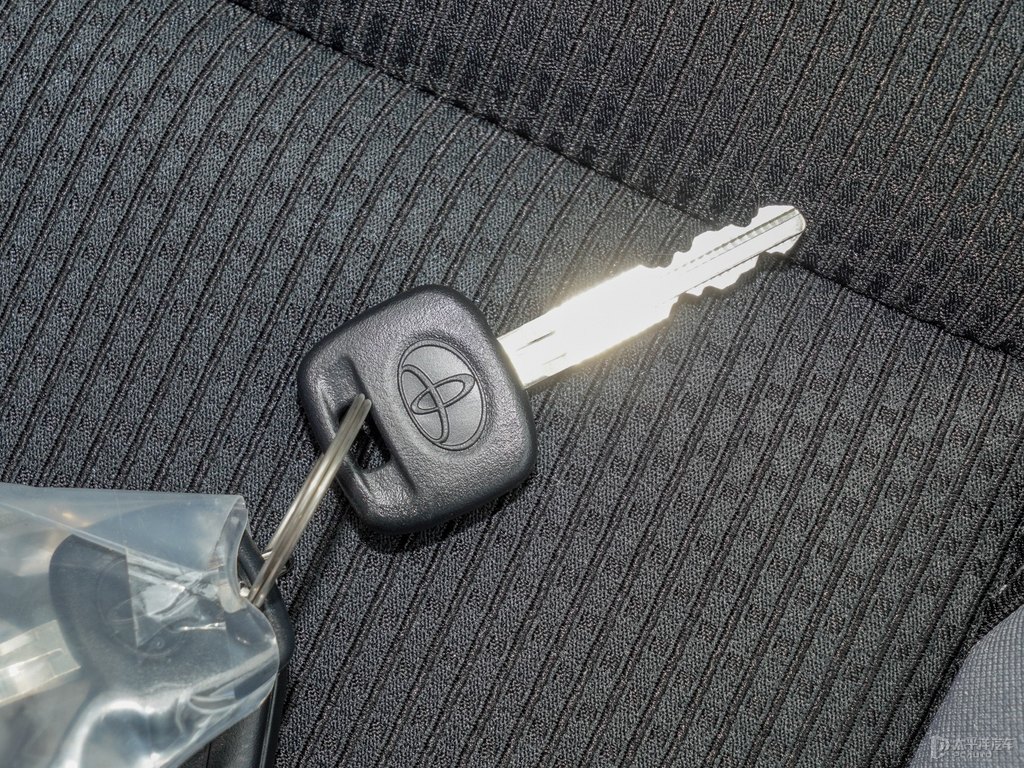 檸檬黃YARiS L 致炫細(xì)節(jié)其它細(xì)節(jié)圖片