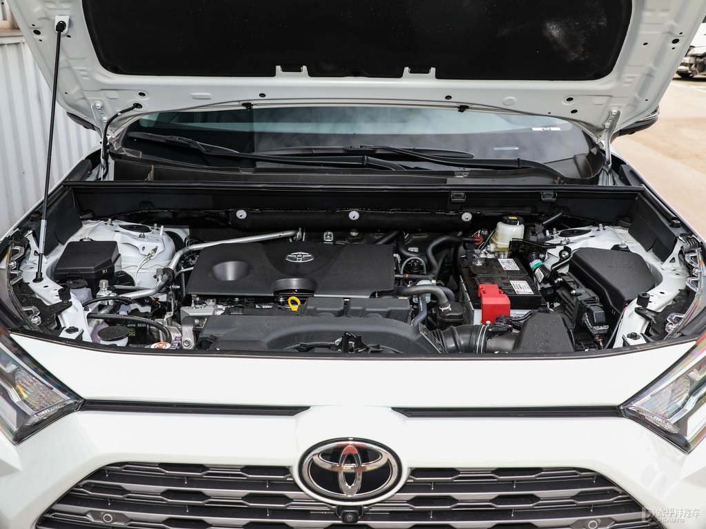 鉑金白RAV4榮放發(fā)動機(jī)其它細(xì)節(jié)圖片