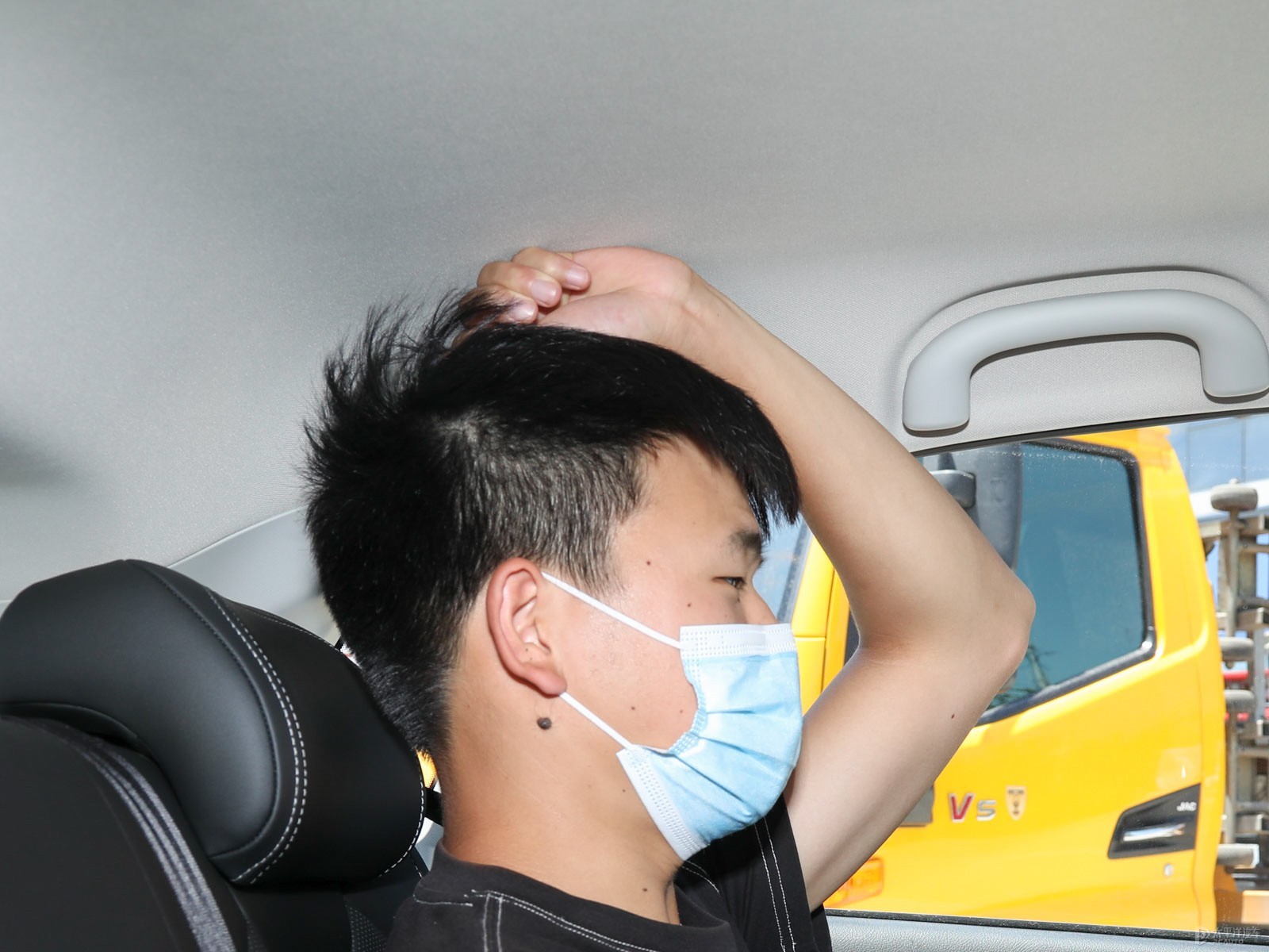 哪吒V空間高清大圖
