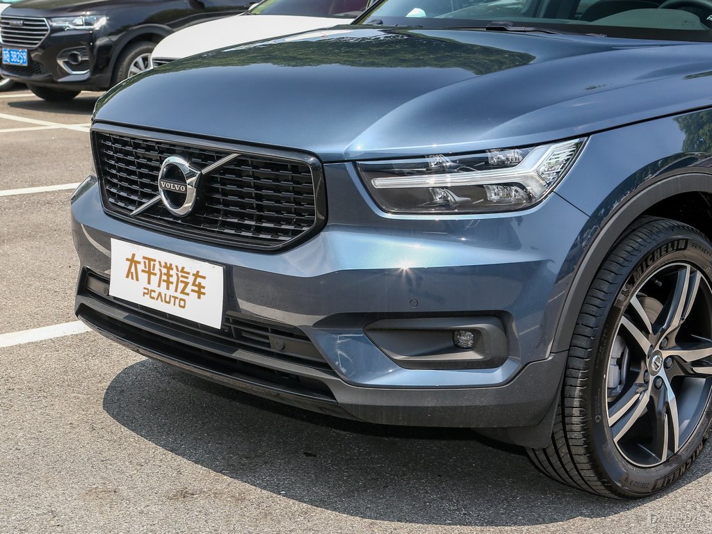 沃爾沃XC40車頭外觀圖片