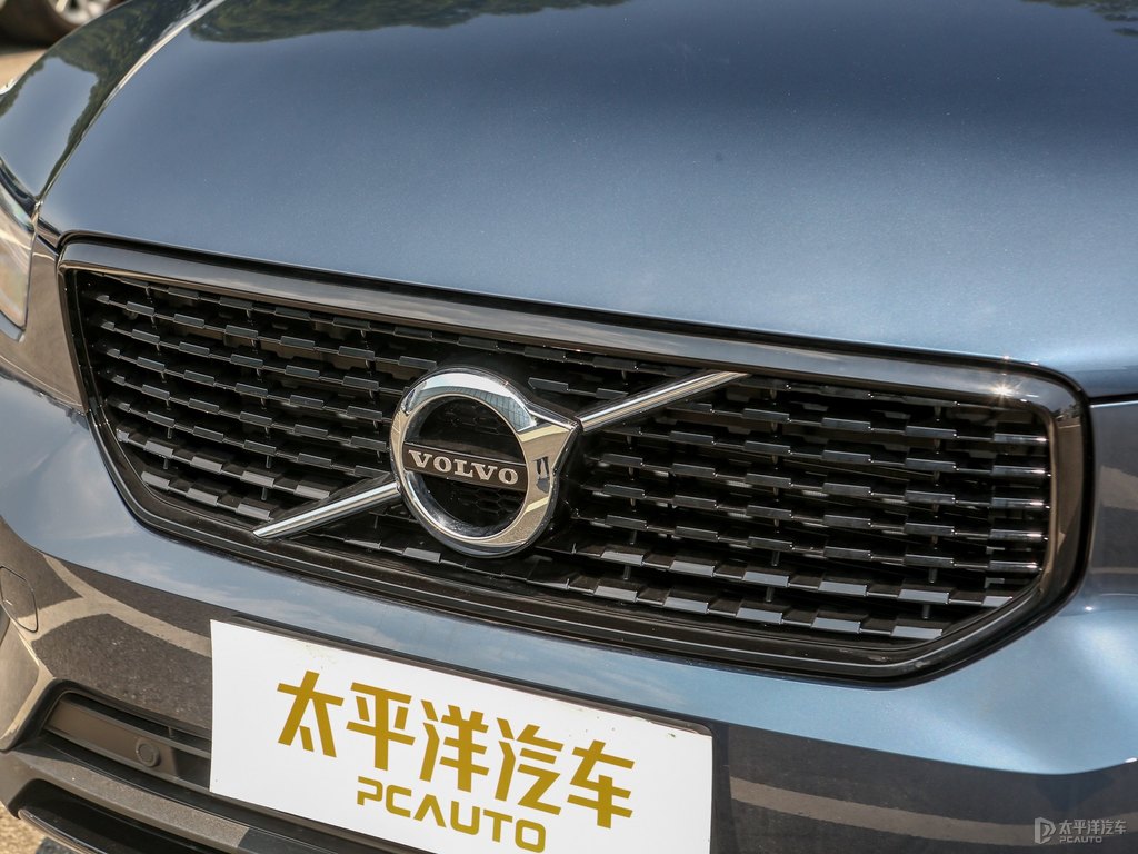 沃爾沃XC40車頭外觀圖片