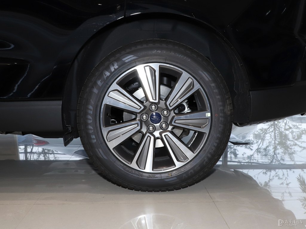 慕夜黑銳界L車(chē)身外觀圖片