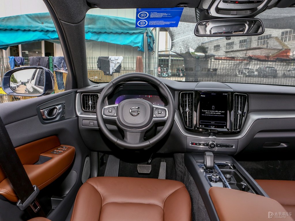 閃銀灰沃爾沃XC60中控內飾圖片