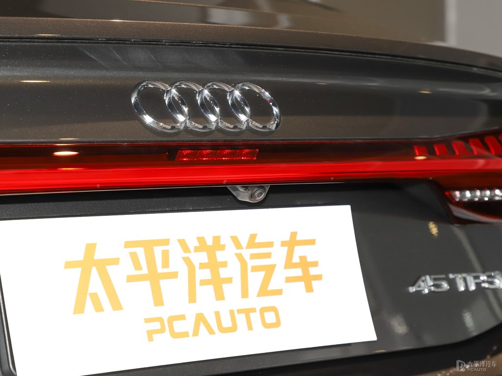 ChronosGrey奧迪A7車尾外觀圖片