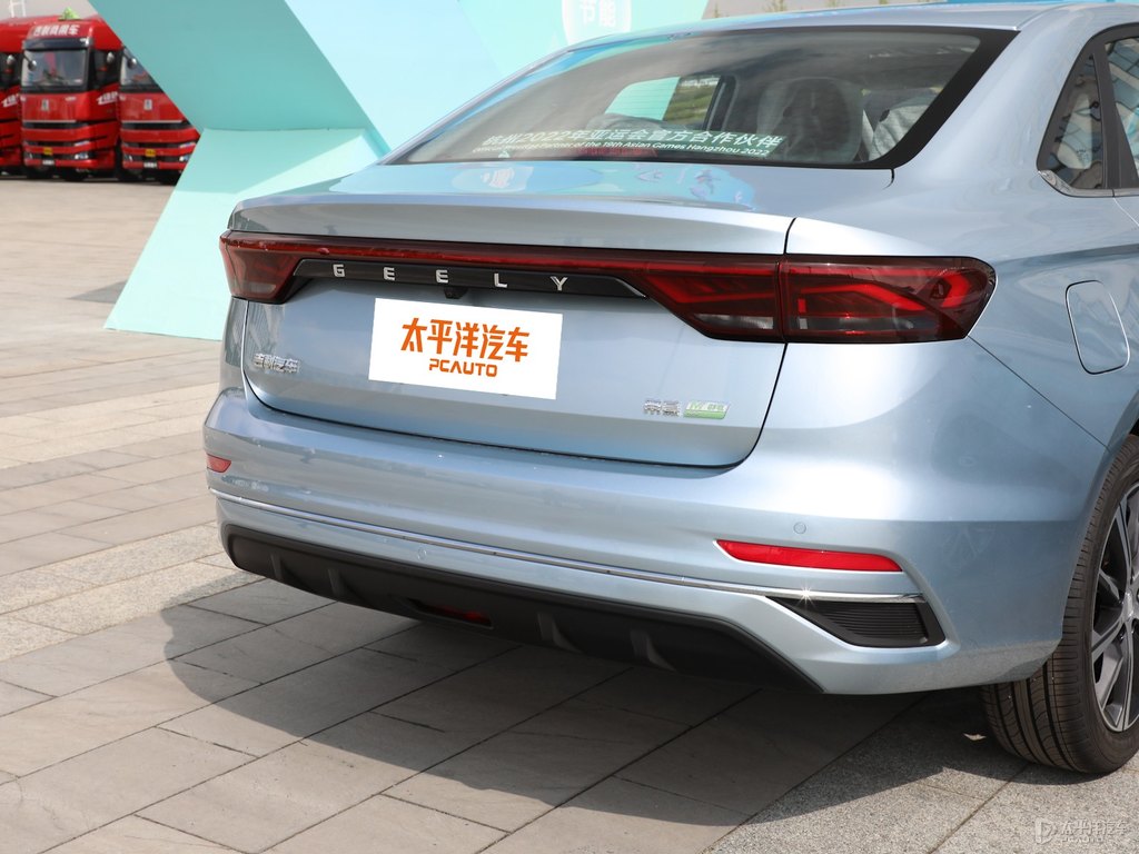 月影藍(lán)新帝豪車尾外觀圖片