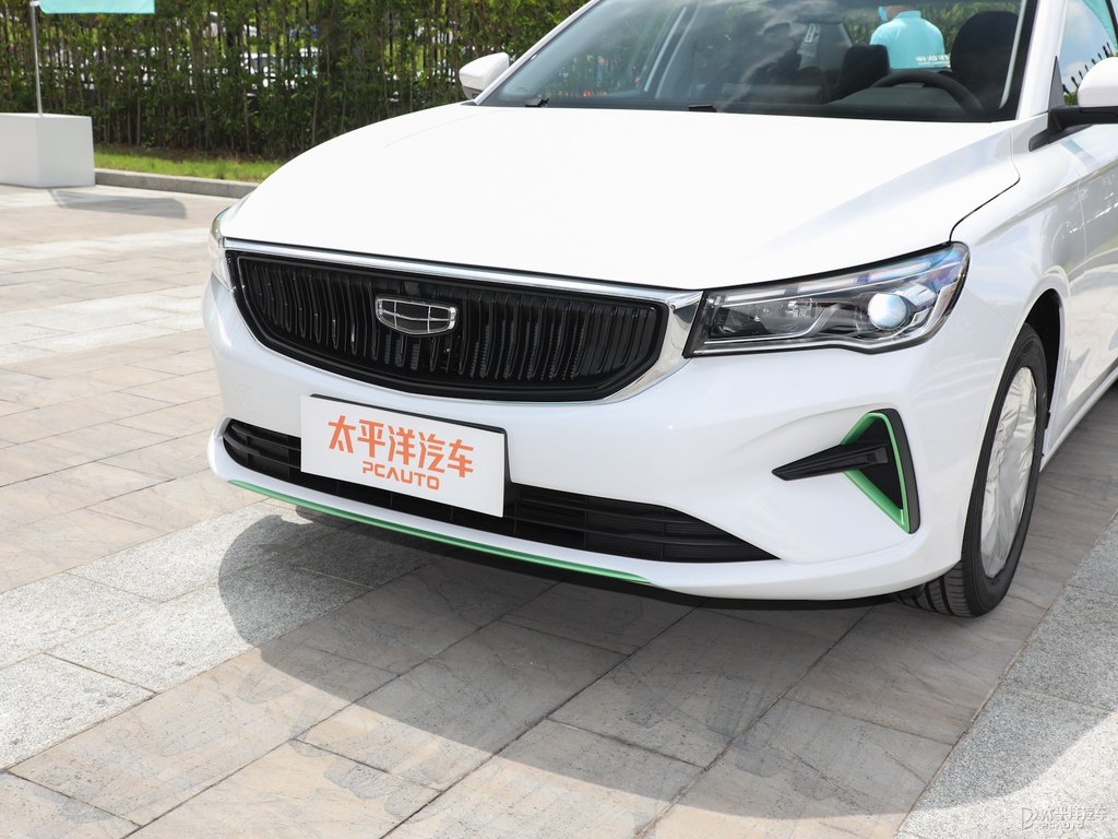 水墨白新帝豪車頭外觀圖片