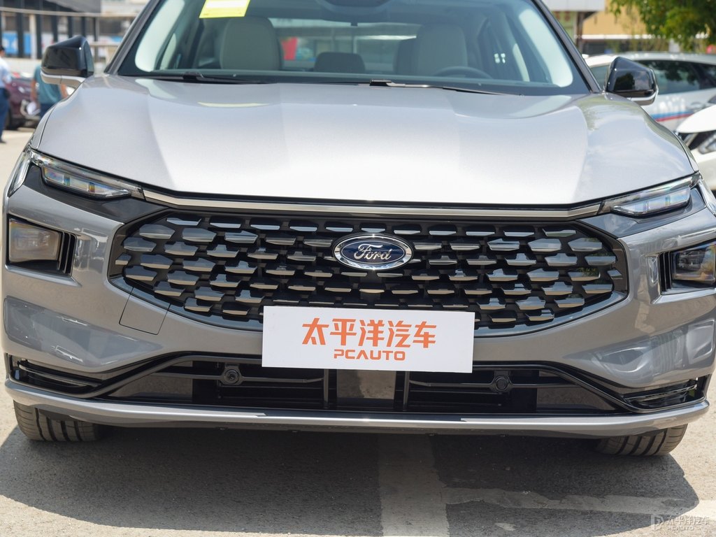 黑色+霓裳灰蒙迪歐車頭外觀圖片