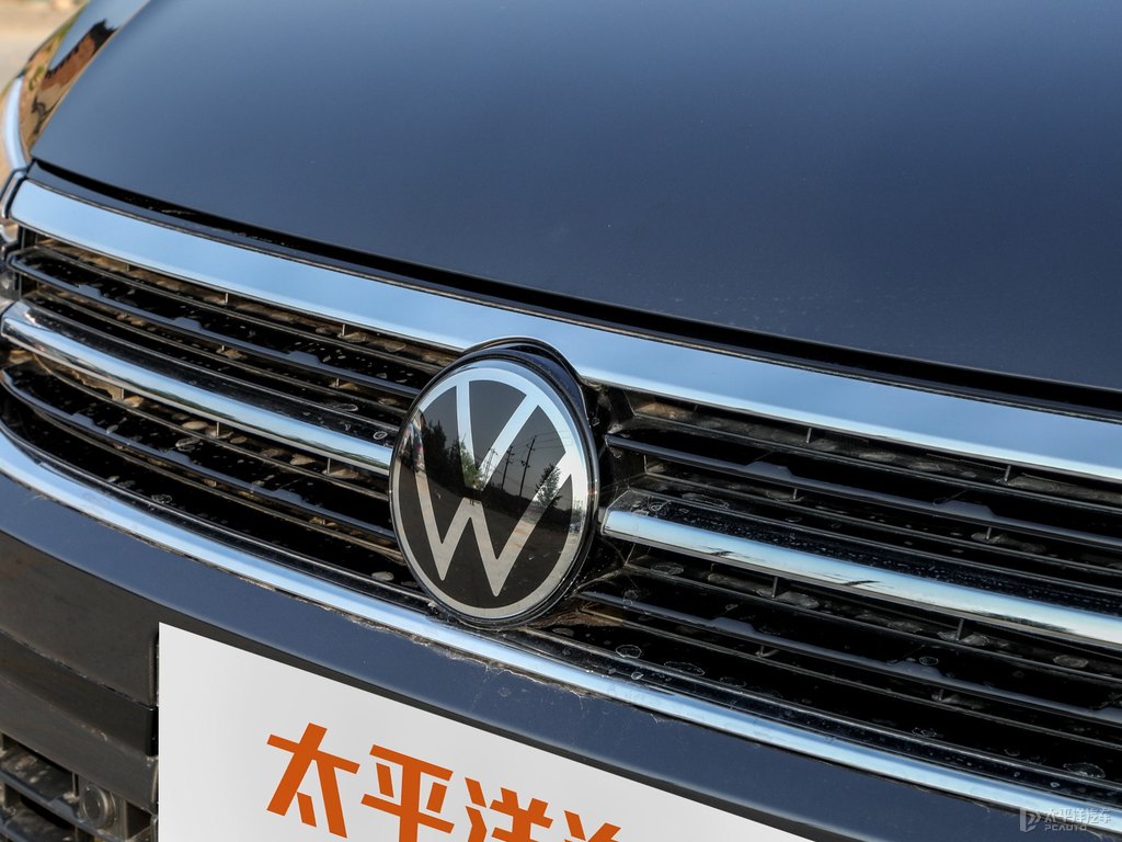 錳石黑寶來車頭外觀圖片