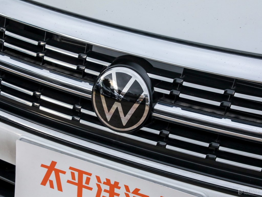 珠光白速騰車頭外觀圖片