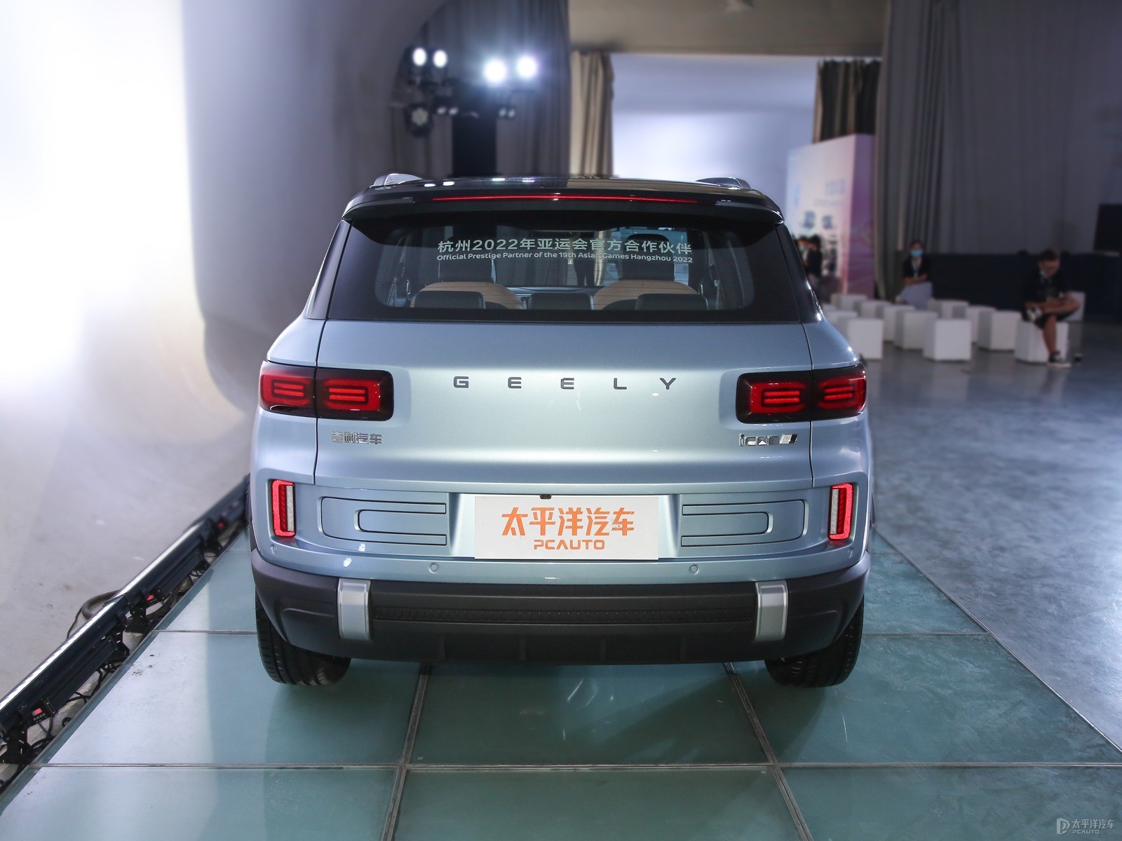 海鹽藍(lán)吉利ICON整車(chē)外觀外觀圖片