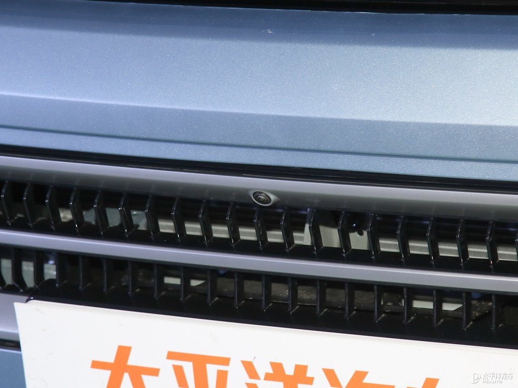 海鹽藍(lán)吉利ICON車頭外觀圖片
