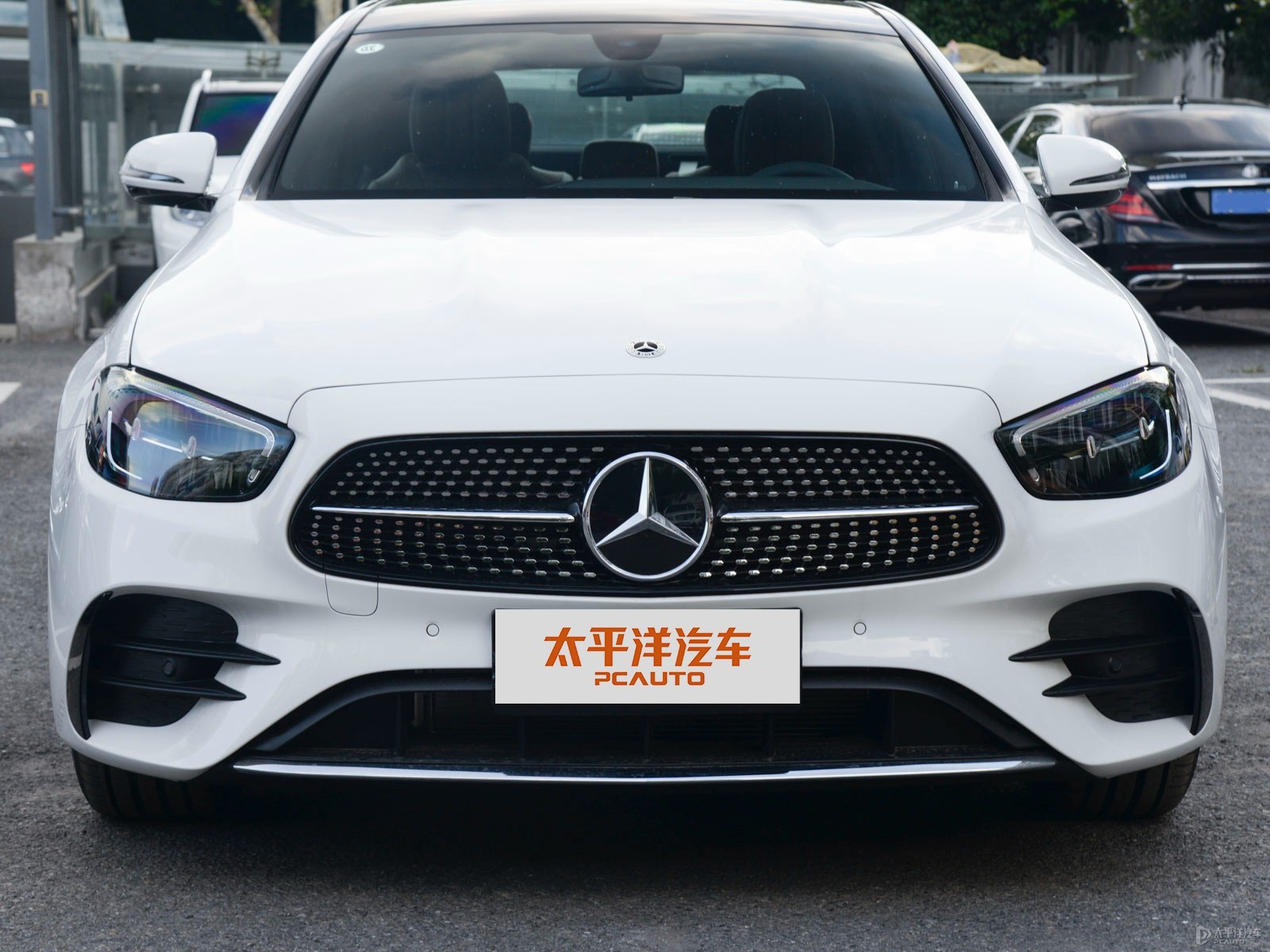奔馳E級(jí)外觀高清大圖
