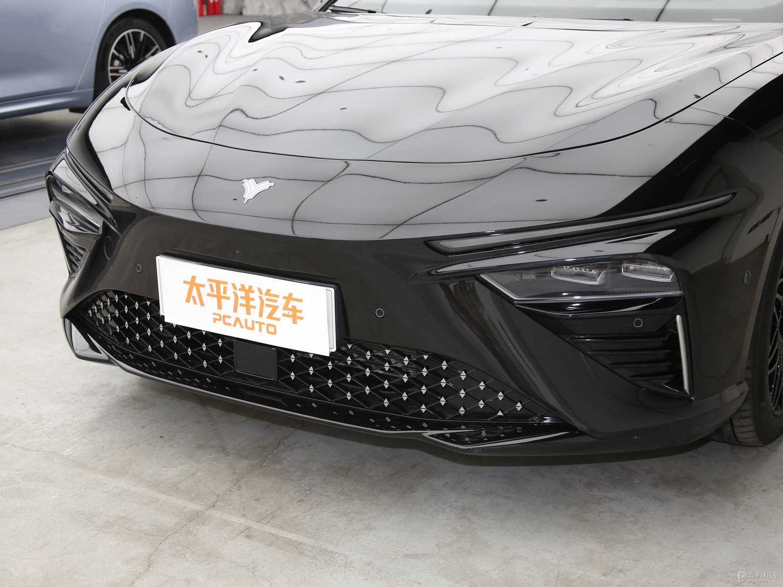 哪吒S外觀高清大圖