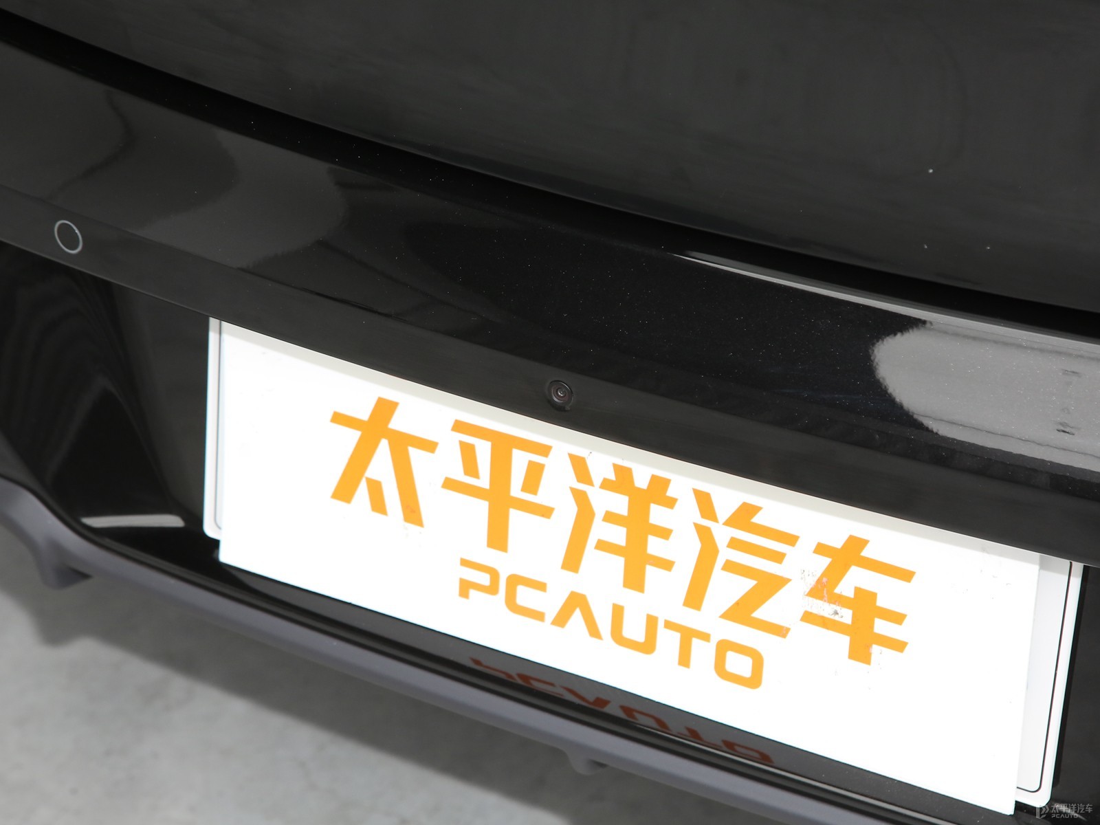 哪吒S外觀高清大圖