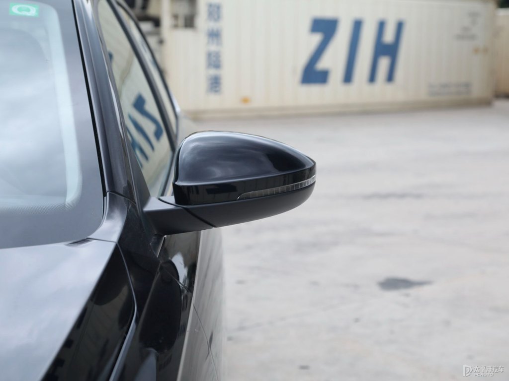 神秘黑朗逸車(chē)身外觀圖片