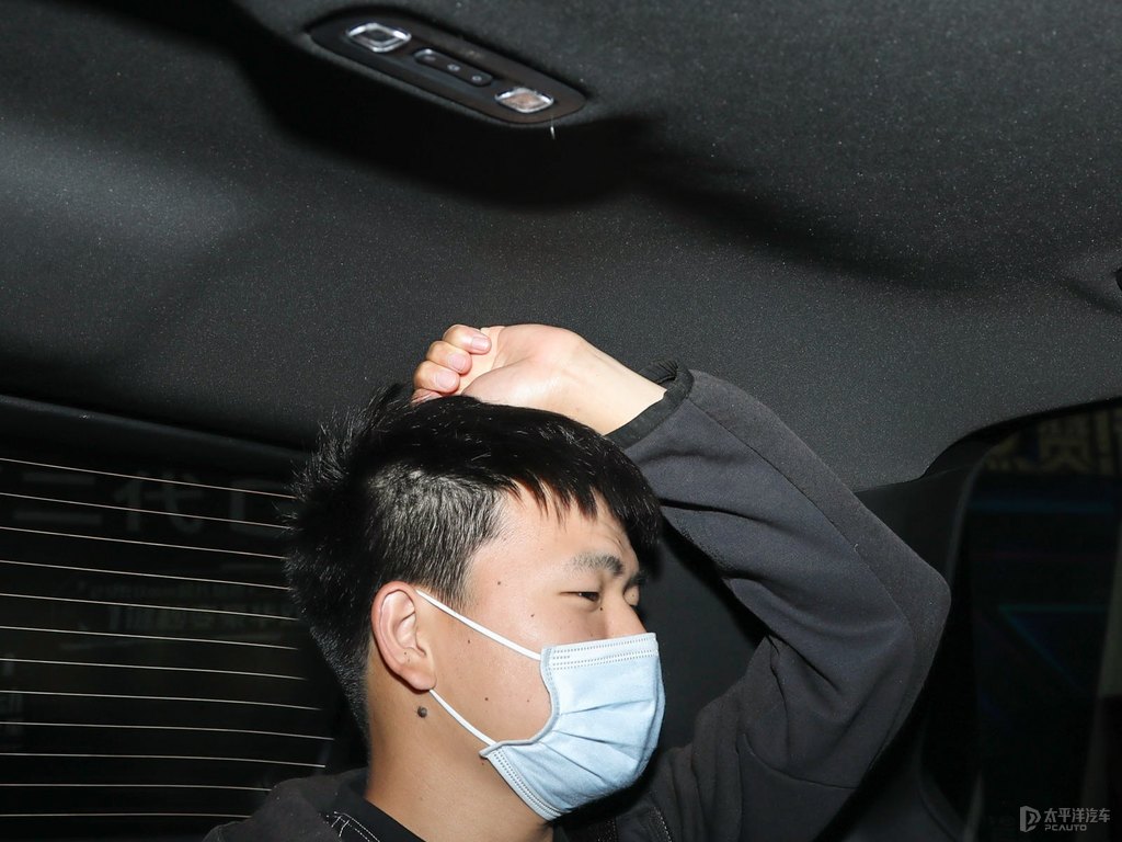 刃影白傳祺GS8駕乘空間空間圖片