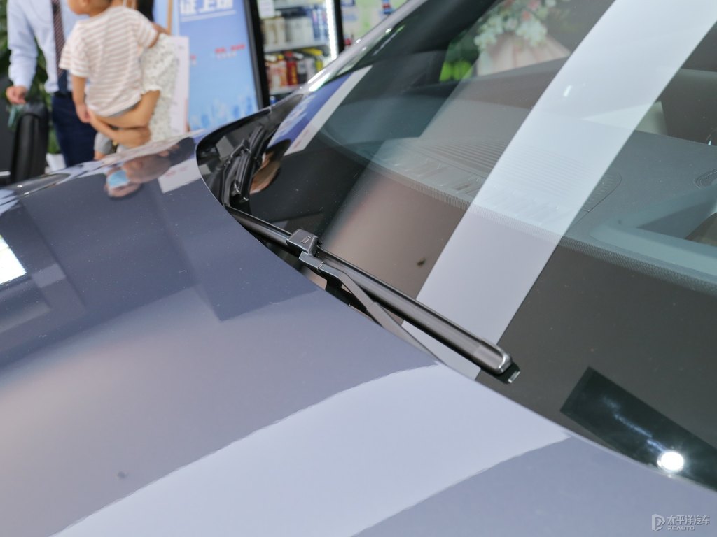 山脈灰唐新能源車身外觀圖片