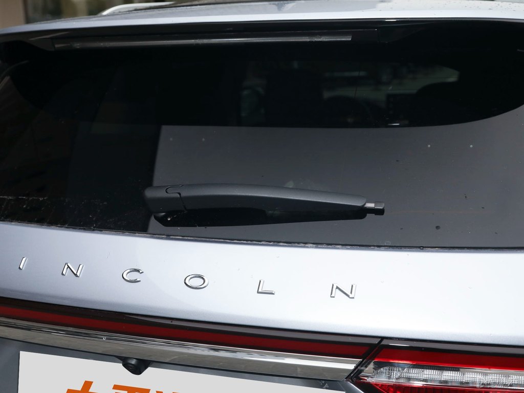 冰川藍(lán)冒險(xiǎn)家車尾外觀圖片