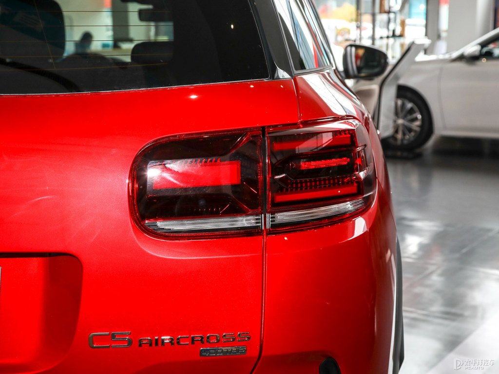 Їt C5 AIRCROSS܇β^DƬ