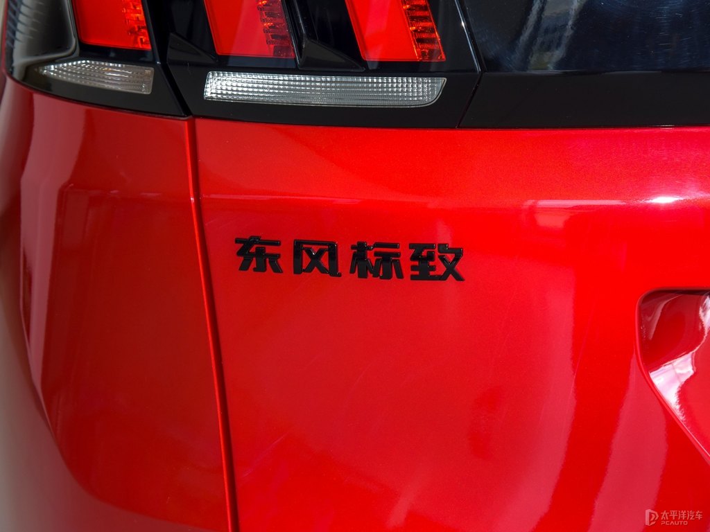 黑色+熾熱紅標(biāo)致4008車尾外觀圖片