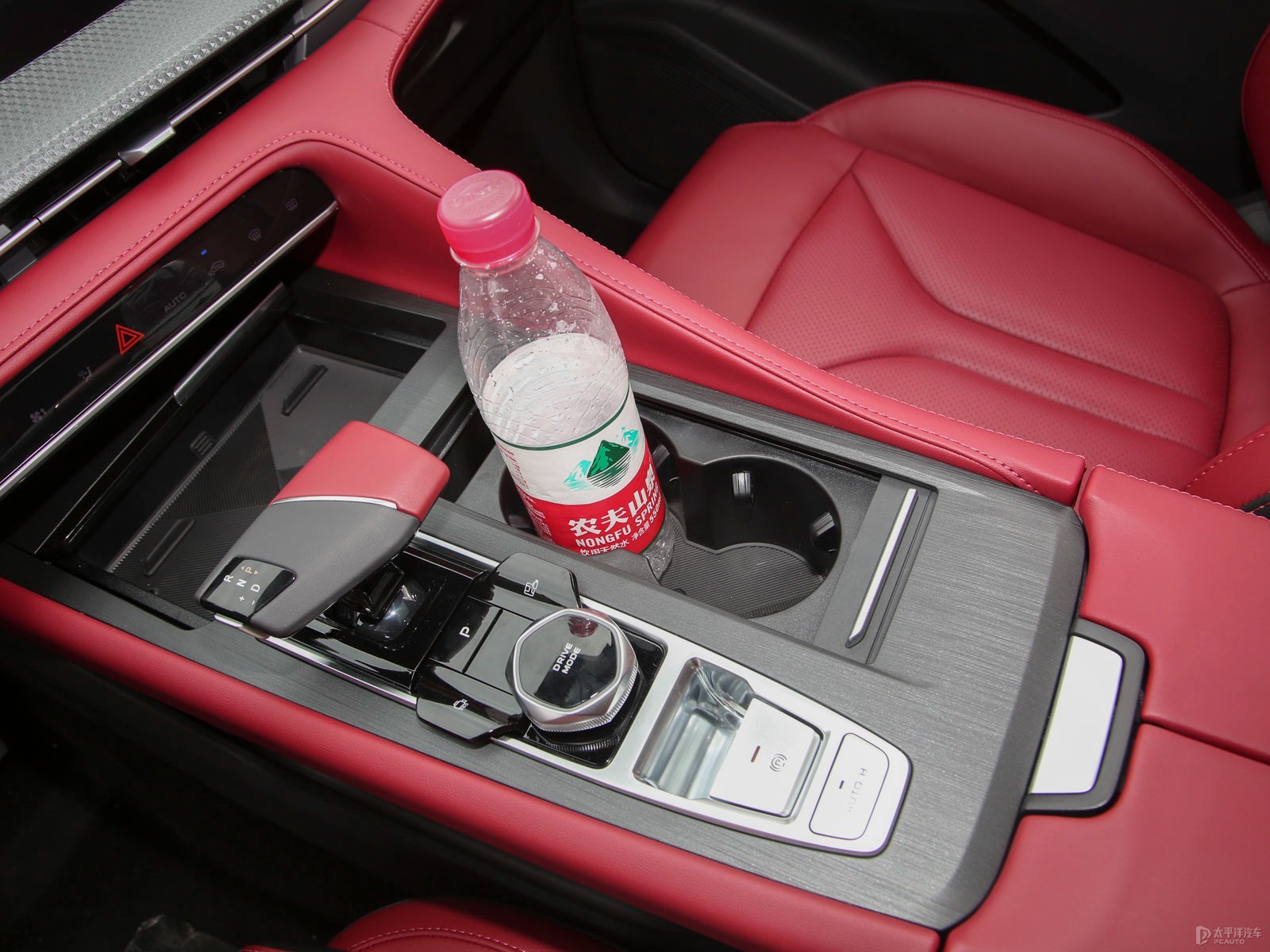 長(zhǎng)安CS75 PLUS空間高清大圖