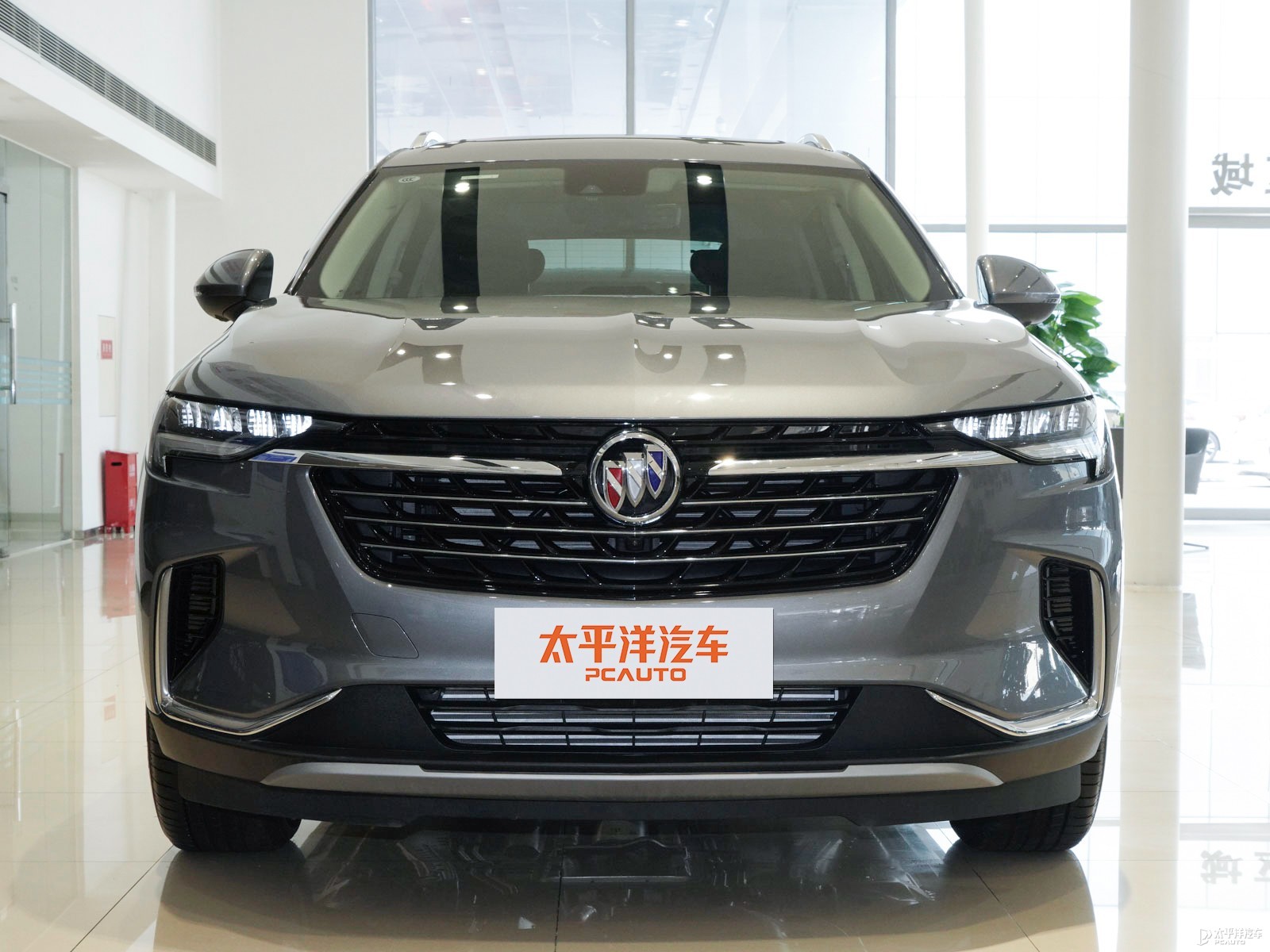 昂科威外觀高清大圖