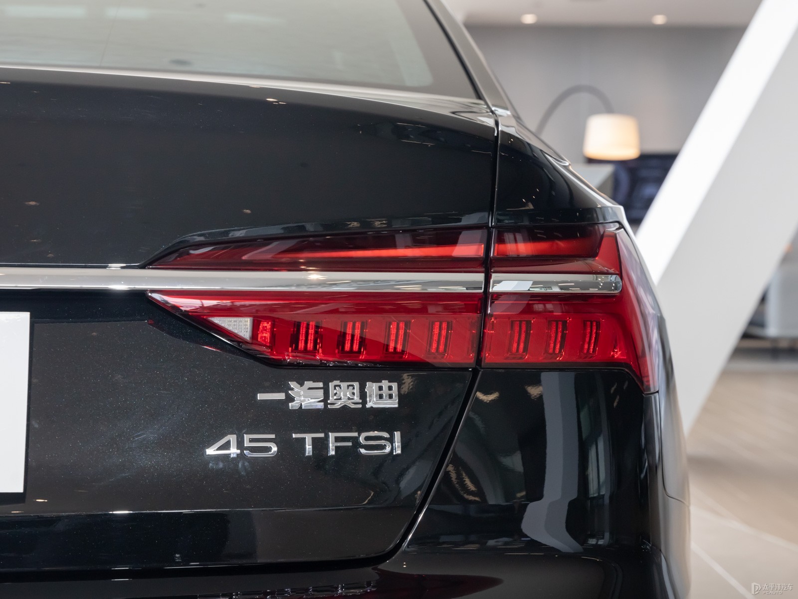 奧迪A6L外觀高清大圖