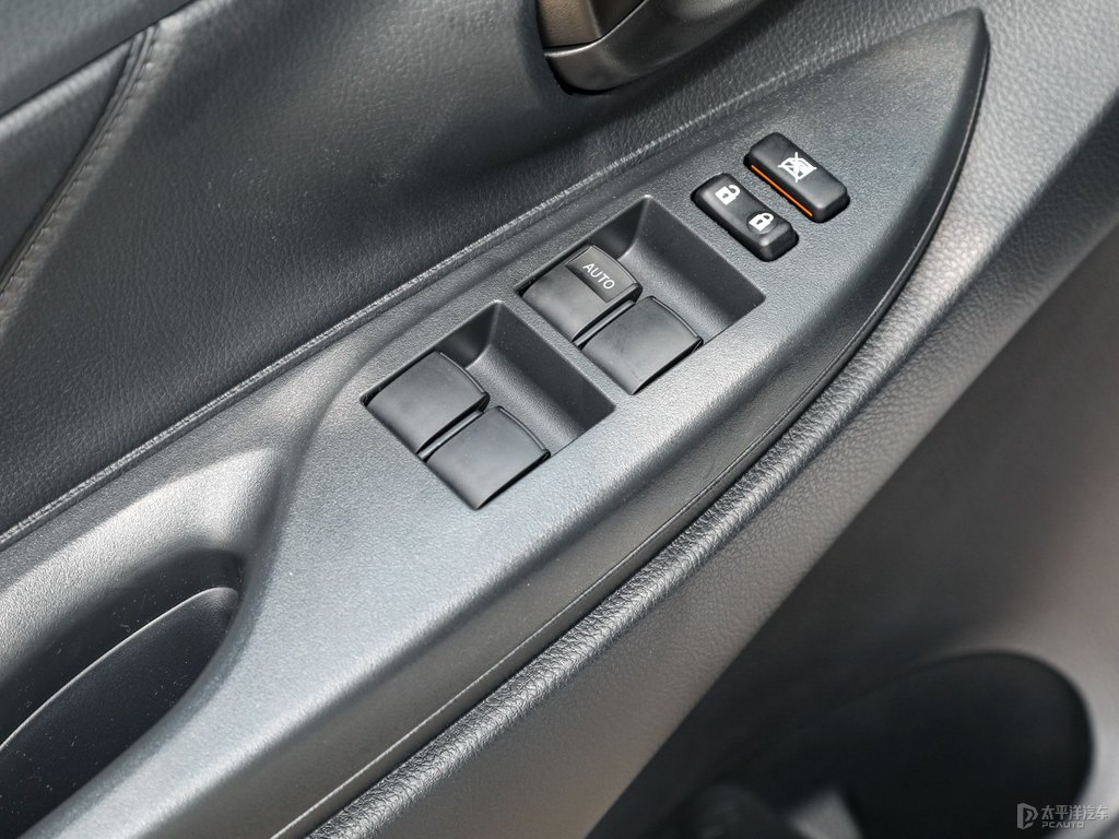 超級白色威馳FS車廂內(nèi)飾圖片