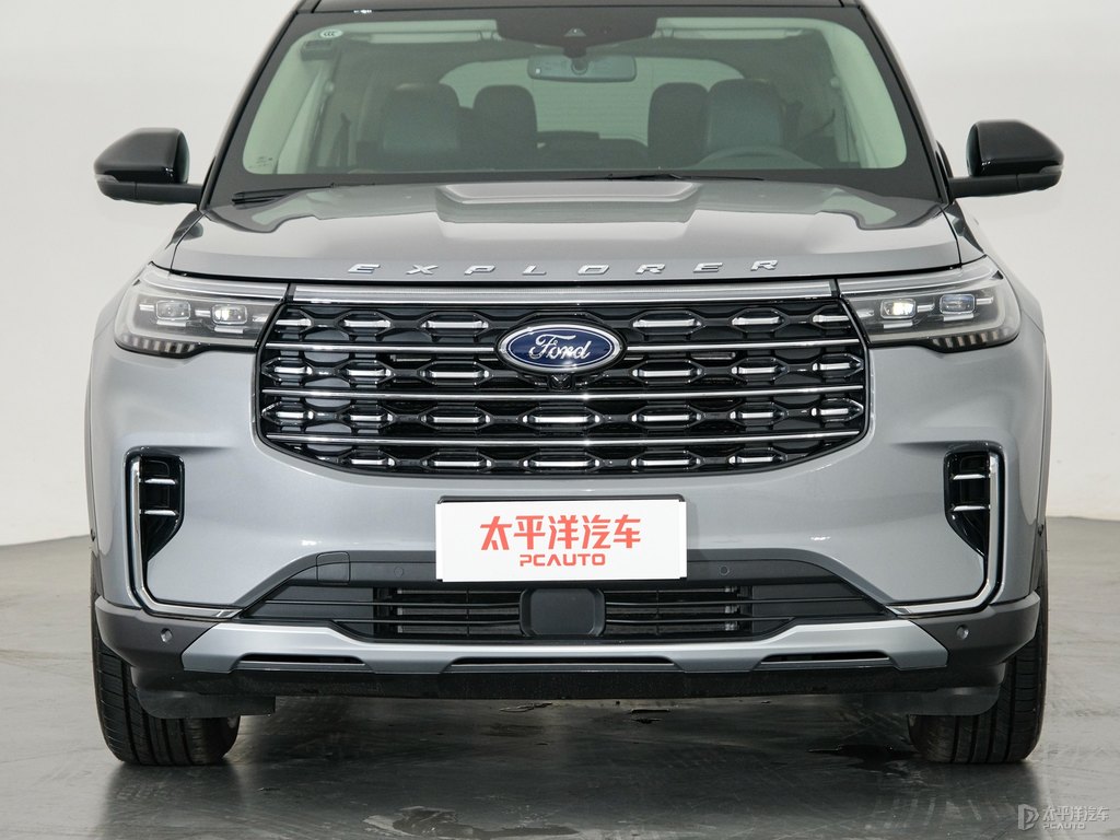 白令海灰探險者車頭外觀圖片