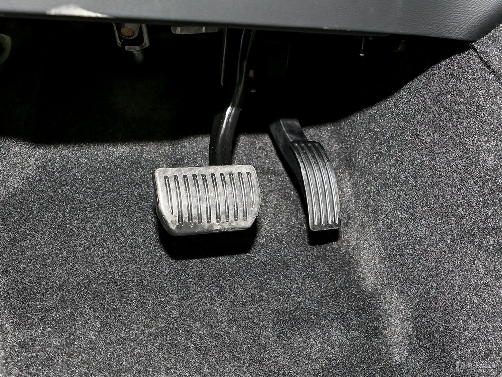 水晶白沃爾沃XC40中控內(nèi)飾圖片