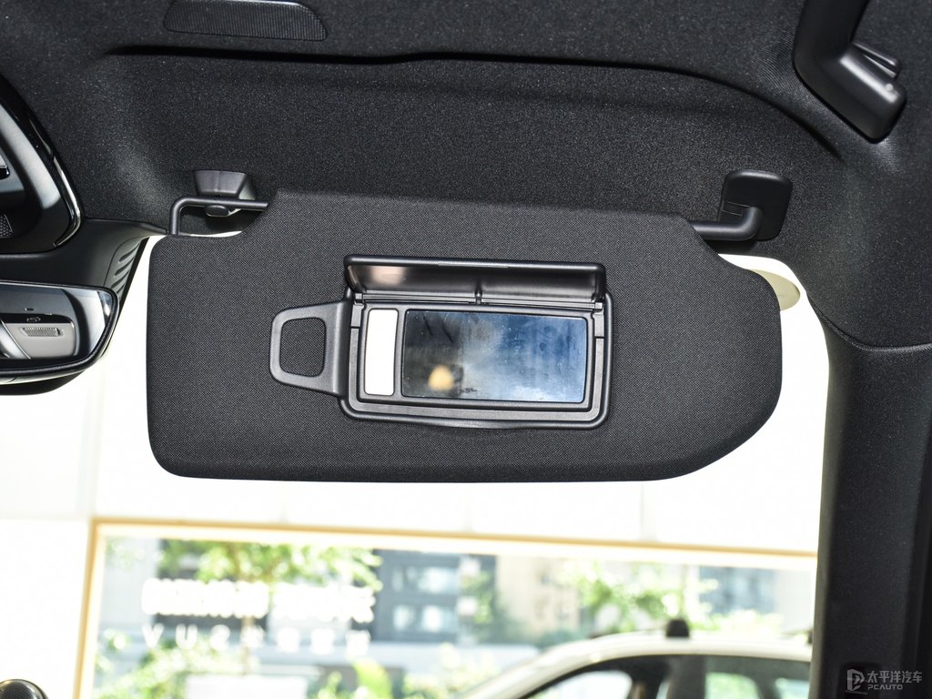 瑪瑙黑沃爾沃S90新能源車廂內飾圖片