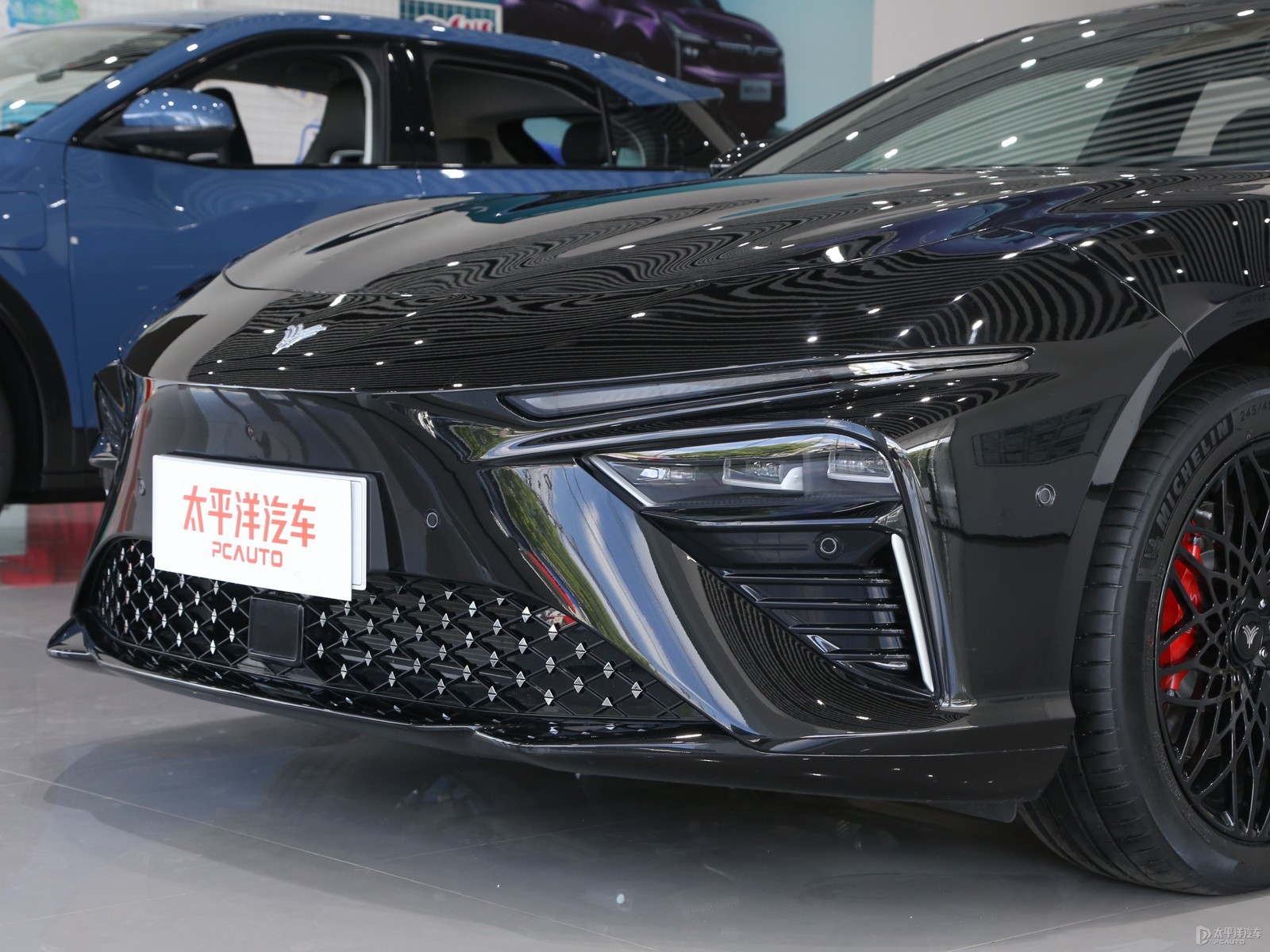 哪吒S外觀高清大圖