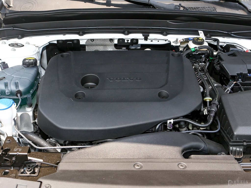 水晶白沃爾沃XC40發(fā)動(dòng)機(jī)其它細(xì)節(jié)圖片