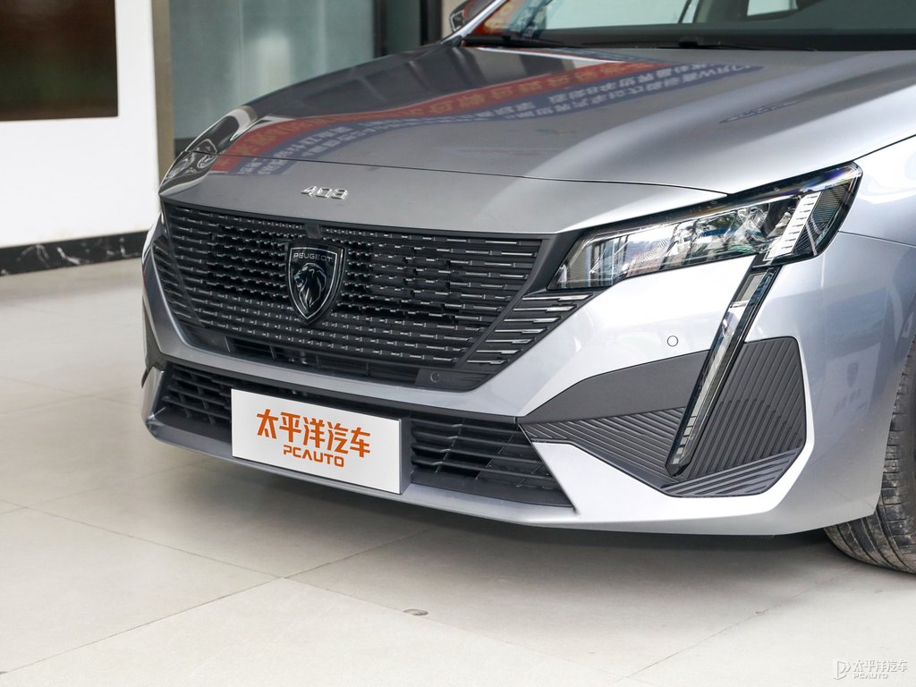 銀翼灰標(biāo)致408車頭外觀圖片