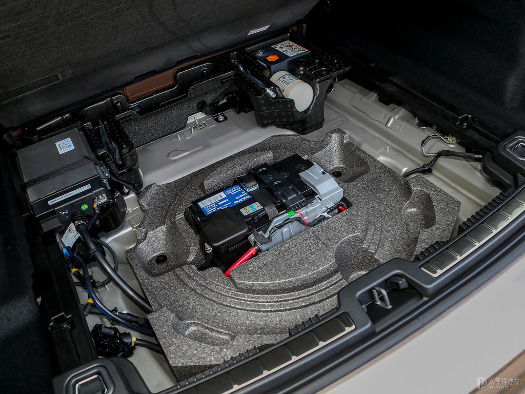星耀沙沃爾沃XC60后備廂空間圖片