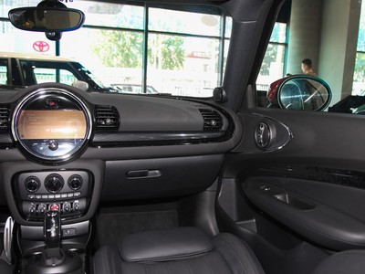 MINI JCW CLUBMAN內(nèi)飾實拍圖