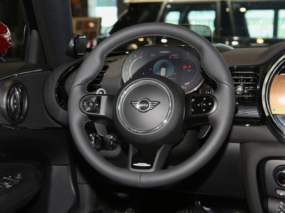 MINI JCW CLUBMAN內(nèi)飾實拍圖