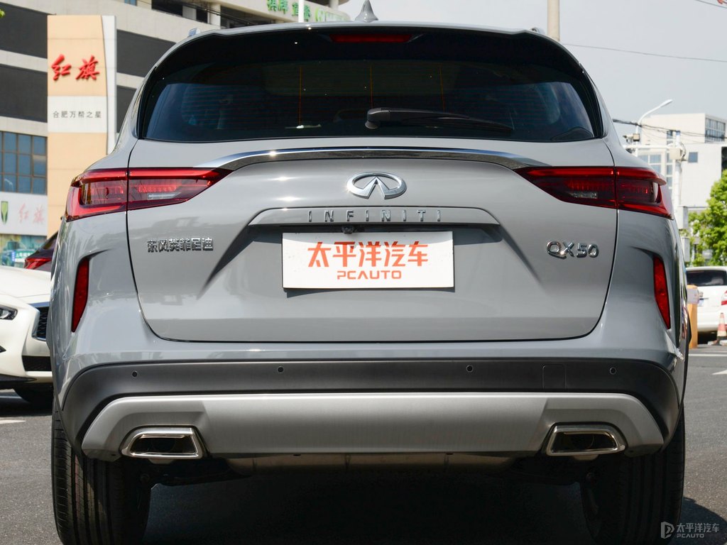 浪潮灰英菲尼迪QX50車(chē)尾外觀圖片