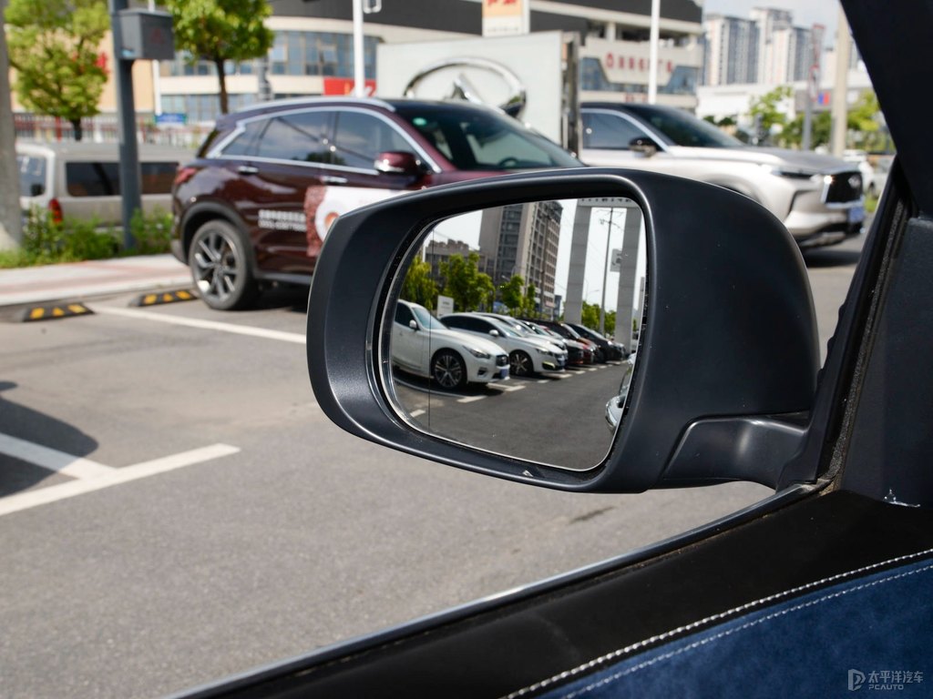 浪潮灰英菲尼迪QX50車(chē)身外觀圖片