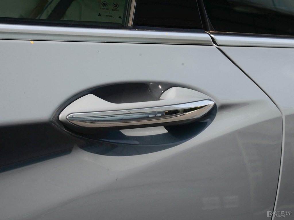 浪潮灰英菲尼迪QX50車身外觀圖片