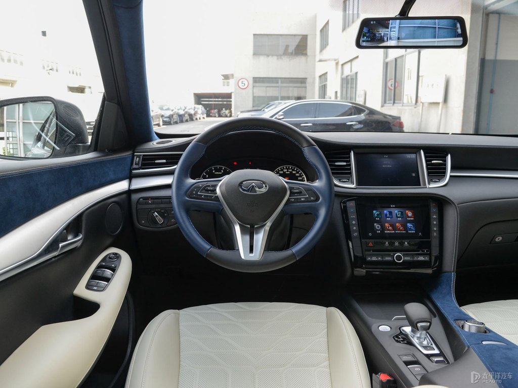 浪潮灰英菲尼迪QX50中控內(nèi)飾圖片