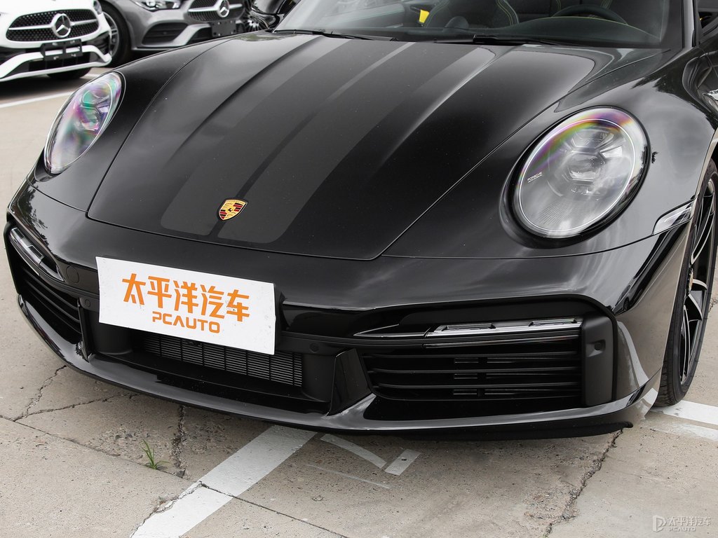 黑色保時捷911車頭外觀圖片