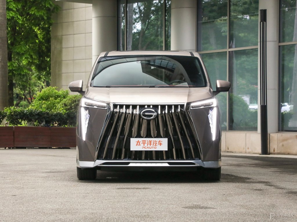 殿藏金傳祺M8整車外觀外觀圖片
