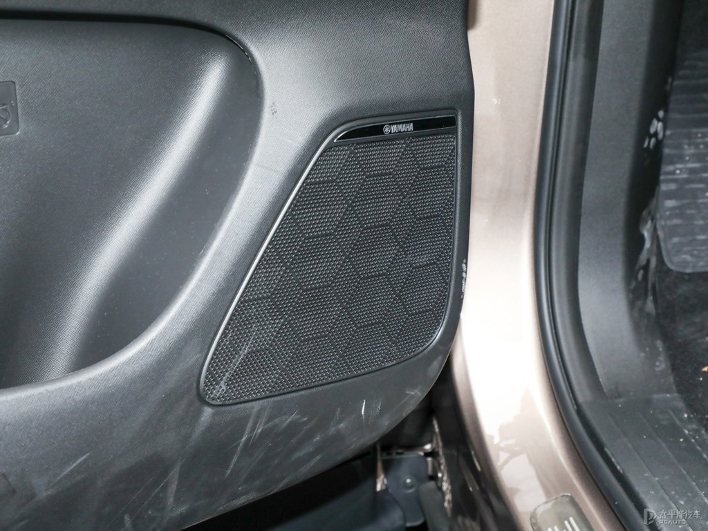 殿藏金傳祺M8車廂內(nèi)飾圖片