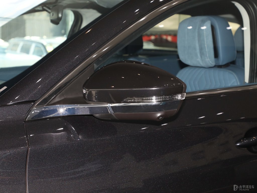 隕石灰星途凌云車身外觀圖片