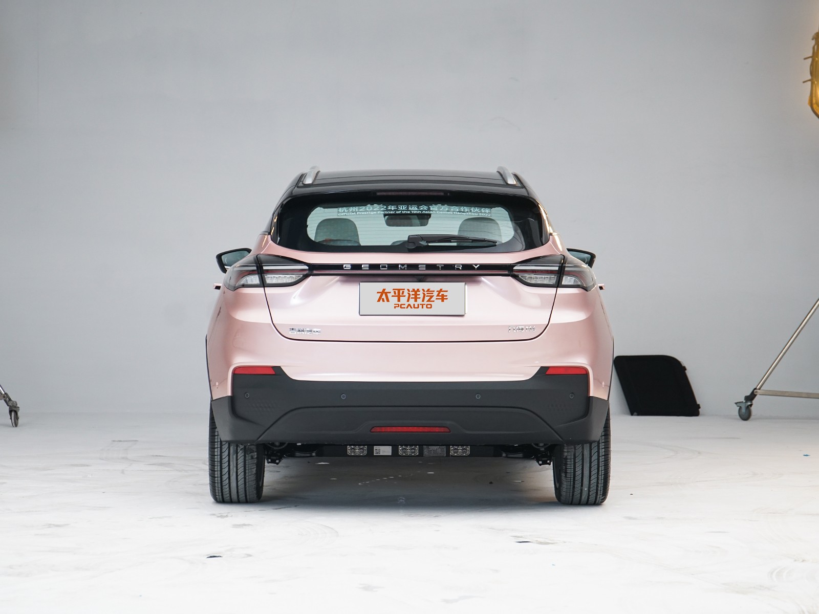 吉利幾何M6車(chē)展高清大圖