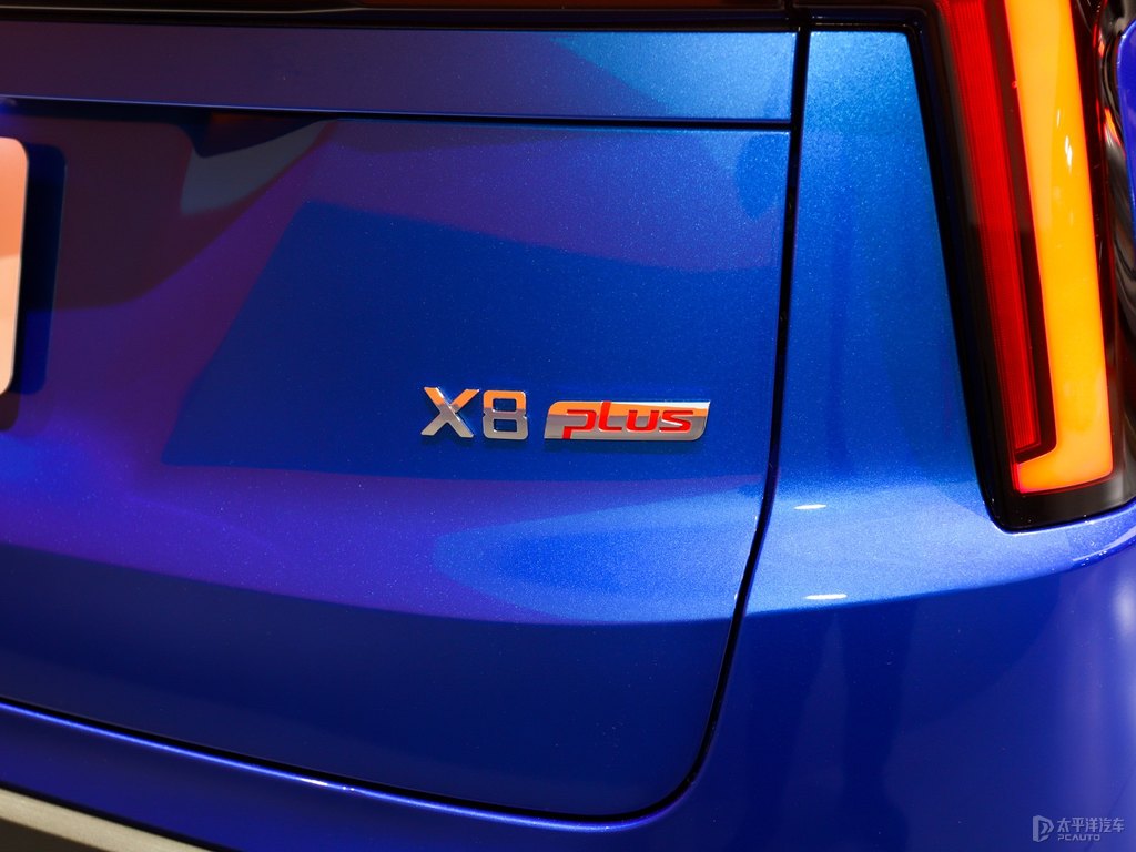 ˼X8 PLUSDƬ